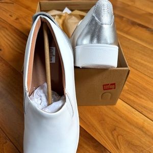 Flitflop Rally Metallic Backtab Slip on Sneakers -Urban white/Silver- Size 8 NIB
